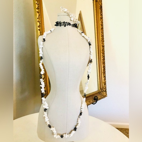 Vintage Black & White Howlite Hematite Jewelry - Picture 2 of 13